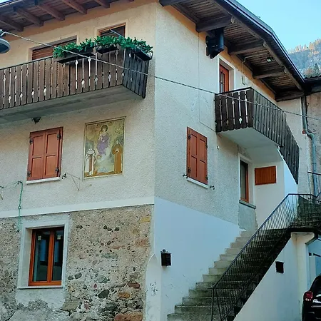 Casa Lucia Apartment *